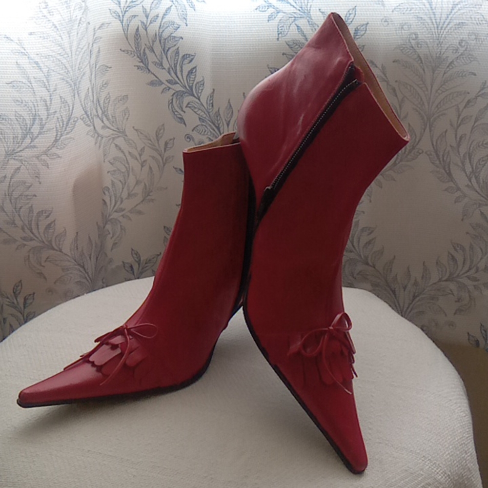 Women's booties